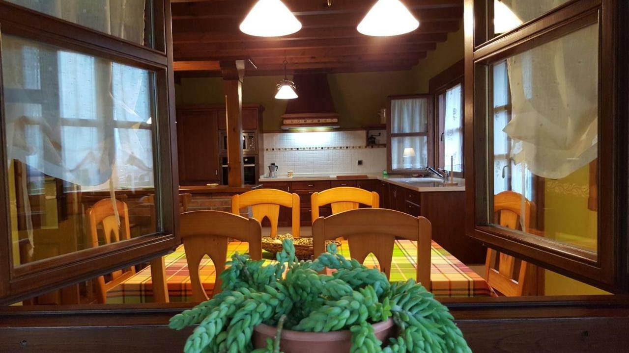 Camin De Los Collaos Guest House Cangas de Onis Ngoại thất bức ảnh